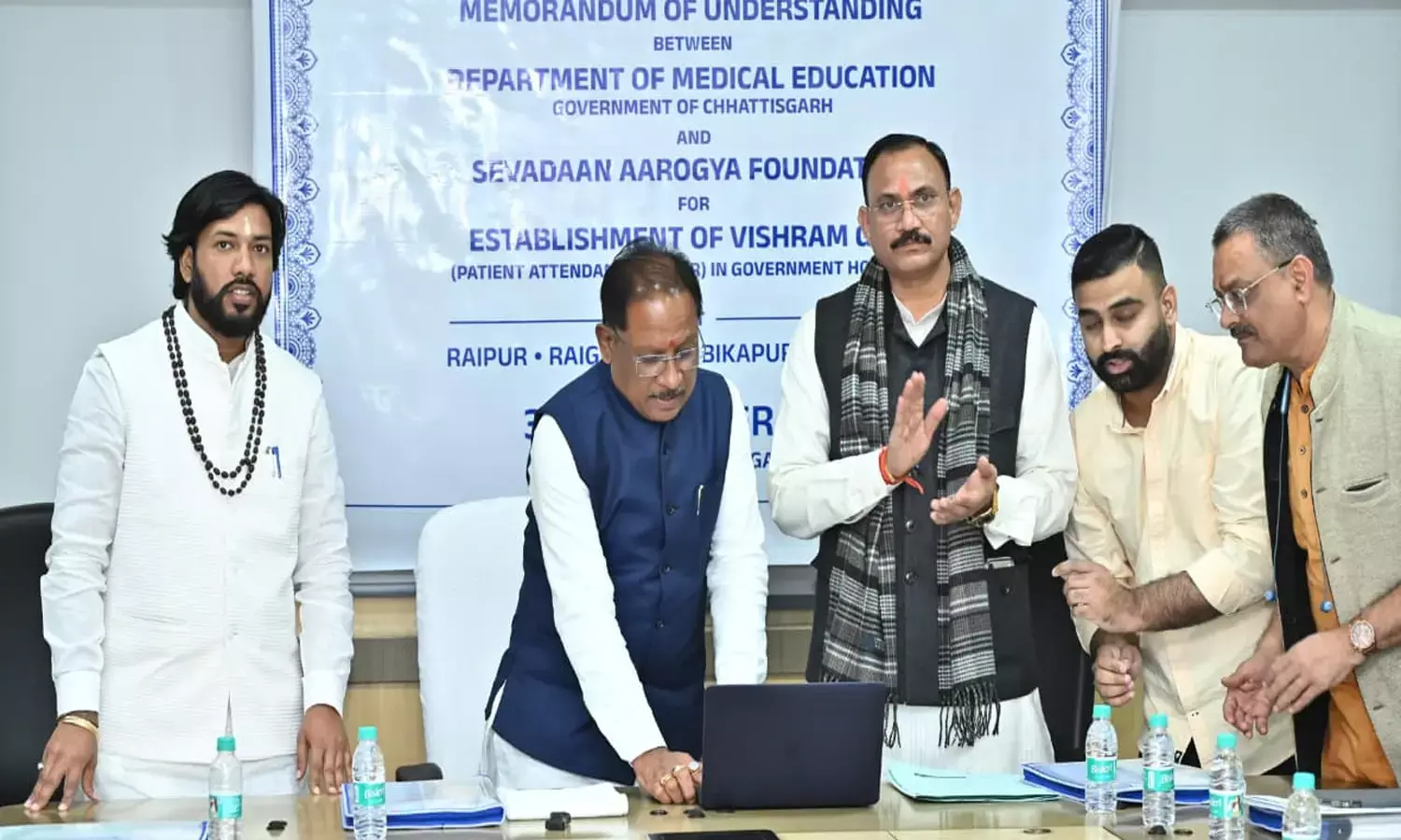 रायपुर साहित्य उत्सव का वेबसाइट लोकार्पित : सीएम साय बोले- लेखक और पाठक के बीच बनेगा संवाद का सशक्त मंच