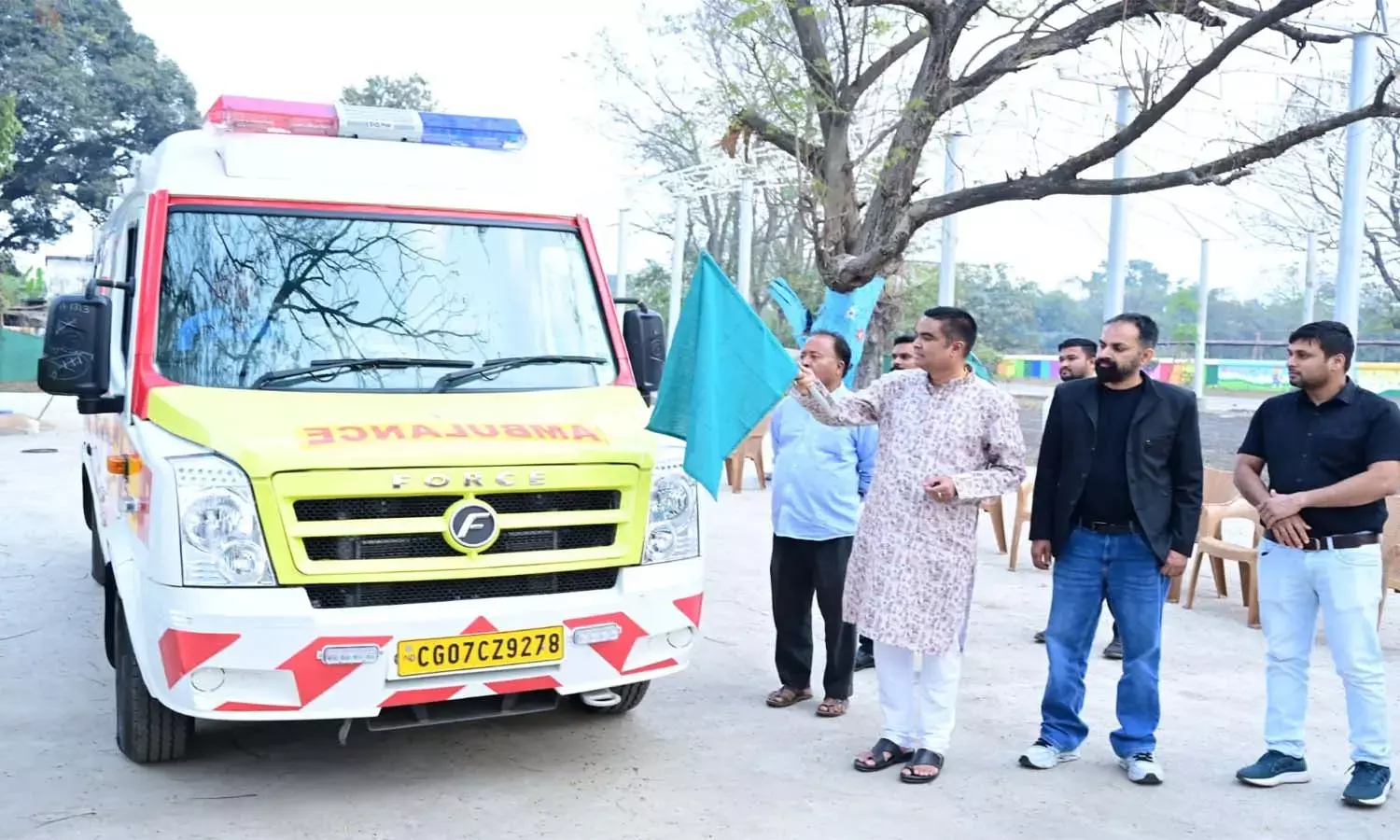 MLA ने शुरू की वेंटीलेटर एम्बुलेंस सेवा : विधायक रिकेश सेन बोले- भिलाइयंस को किफायती दरों में मिलेगी स्वास्थ्य सेवाएं