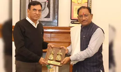 मुख्यमंत्री विष्णु देव साय और मंत्री डॉ. मनसुख मांडविया