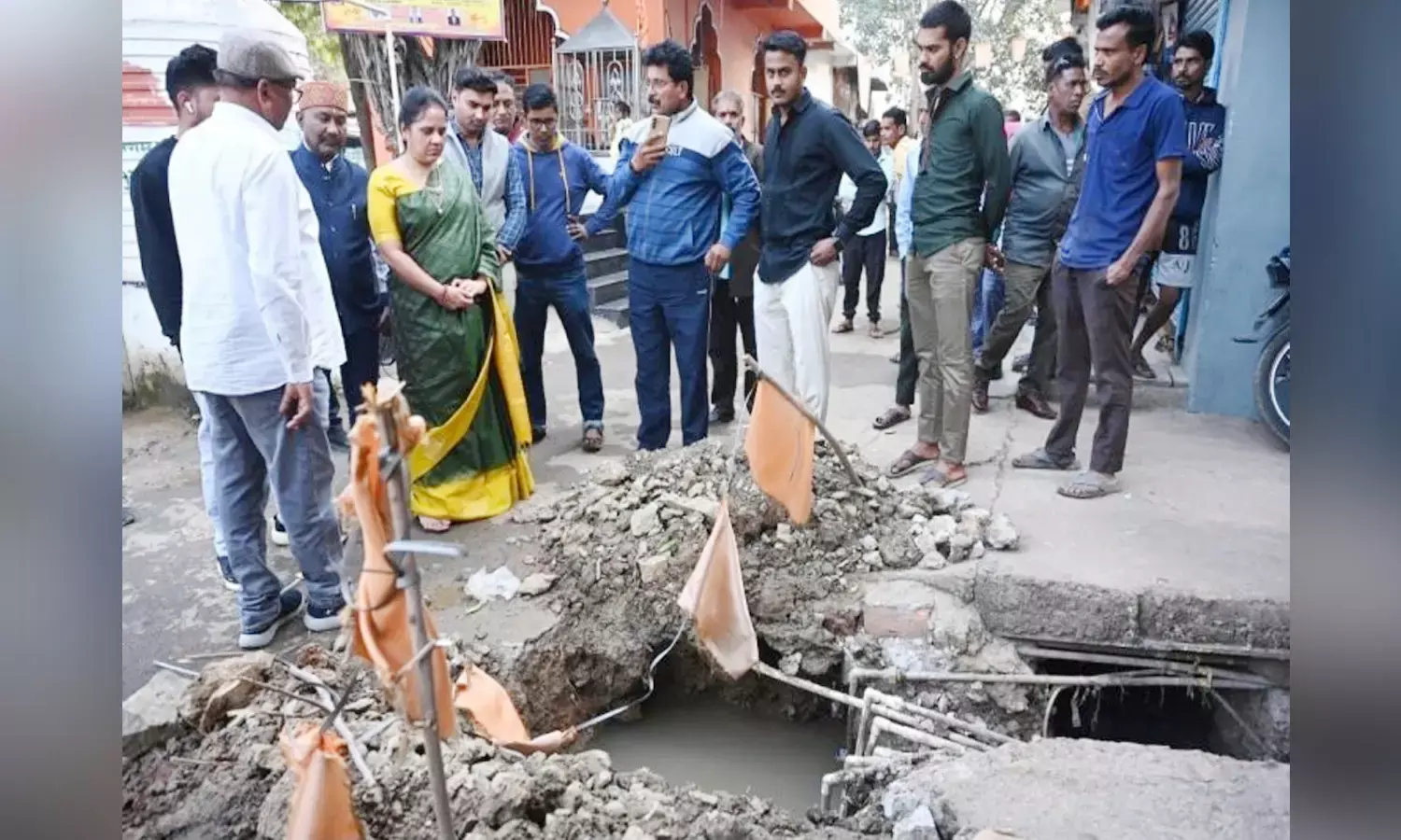 इंदौर कांड के बाद रायपुर में अलर्ट, दस जोन से रिपोर्ट मांगी गई, नाली के भीतर पाइपलाइन बदलेगी