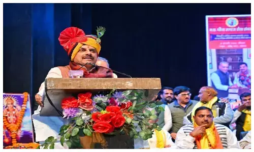 कहा-“तेरहवीं पर फिजूल खर्च क्यों?”, बेटे की शादी का दिया उदाहरण