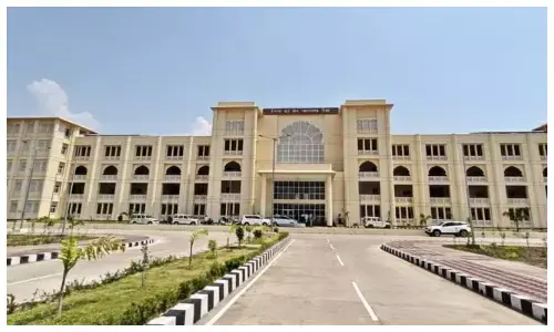 रीवा जिला न्यायालय को बम से उड़ाने की धमकी, अधिवक्ताओं के चेंबर खाली कराए; मचा हड़कंप