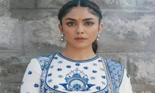 मृणाल ठाकुर