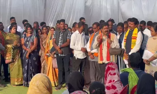 डिप्टी सीएम विजय शर्मा ने लगाई जनचौपाल : लोगों की समस्याओं का किया निराकण, बोले- नक्सल मुक्त गांवों को देंगे एक करोड़ रुपये