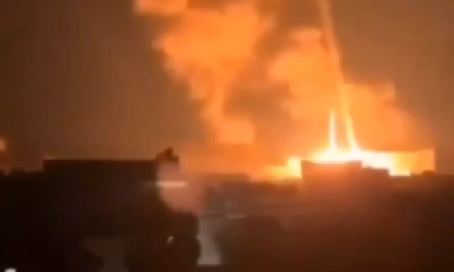 Russia massive strike on Ukraine Oreshnik ballistic missile