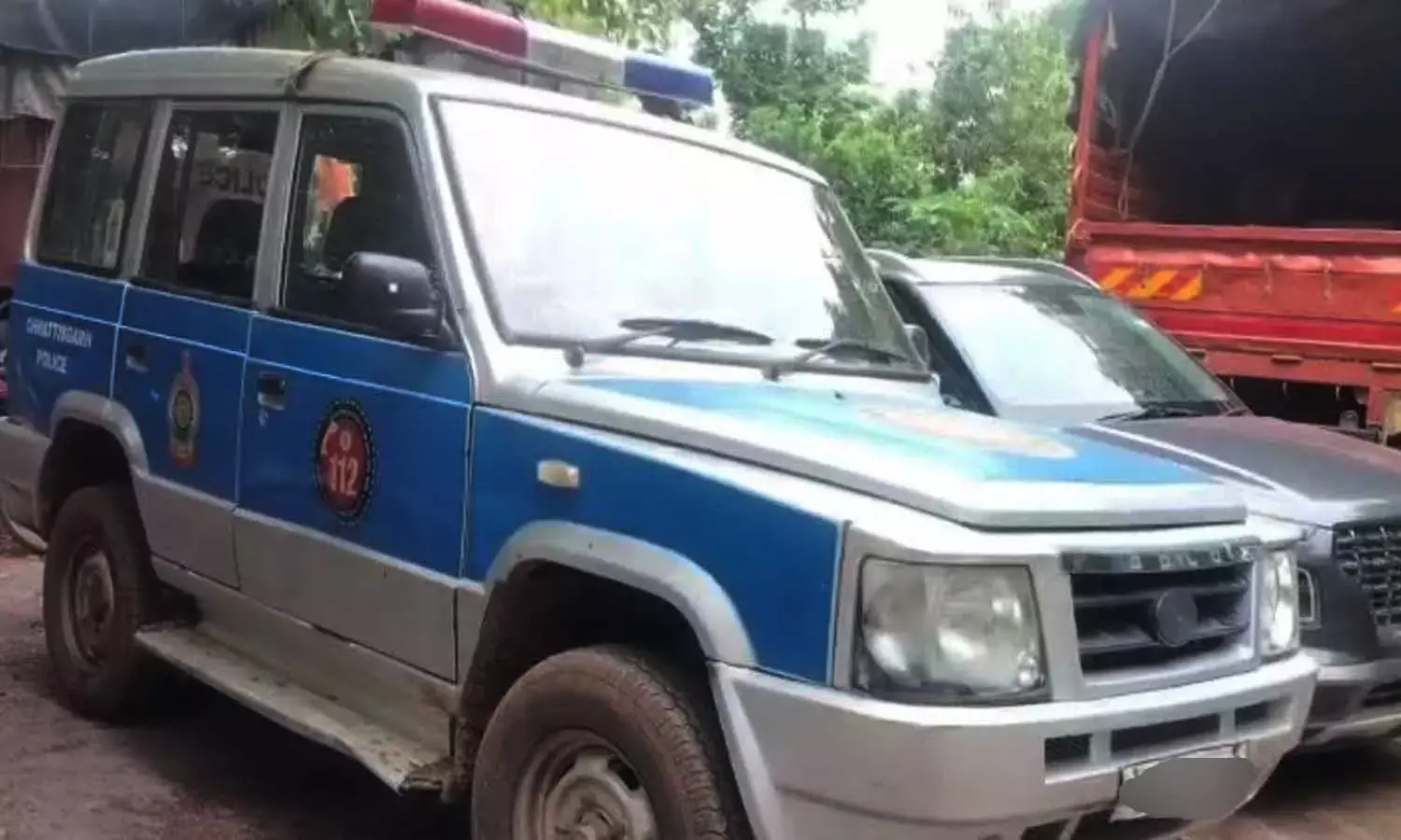 डायल 112 के ड्राइवर की घिनौनी हरकत