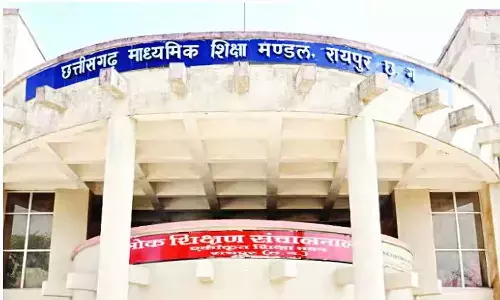 दो राज्यों की  बीच फंसी  10वीं-12वीं की अंकसूची :  छत्तीसगढ़ ने कहा-आवेदन भेजे गए, एमपी बोला-एक भी डंप नहीं