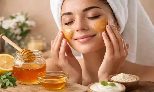 how to keep skin healthy with honey