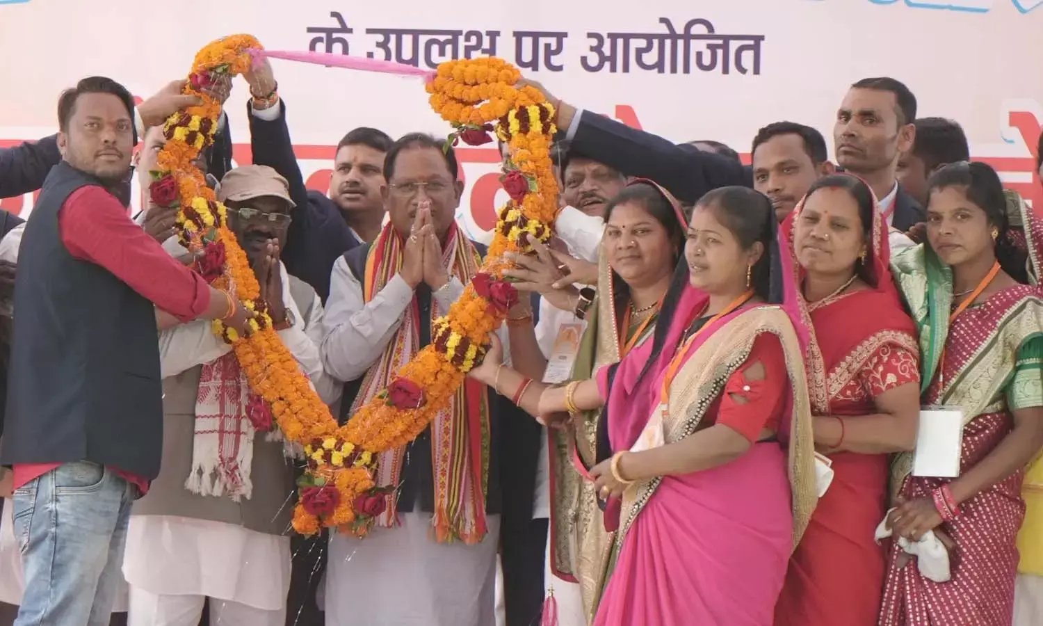 गौरा पूजा एवं बैगा पुजेरी सम्मेलन में शामिल हुए सीएम साय : बोले- प्राचीन संस्कृति और परंपराओं के संवर्धन में जनजातीय समाज की ऐतिहासिक भूमिका