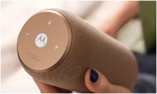 moto sound flow speaker Launched