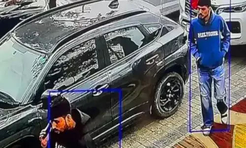 पंजाब के दो शूटर रायपुर में पकड़े गए : सरपंच की हत्या कर भागे थे दोनों, अमृतसर ले गई पुलिस