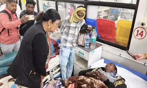 किसान ने जान देने की कोशिश : तहसीलदार को नोटिस, पटवारी निलंबित