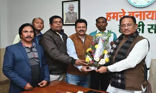 शिक्षक कल्याण संघ मिला सीएम से : 1998- 99 एलबी संवर्ग के लिए मांगी पुरानी पेंशन