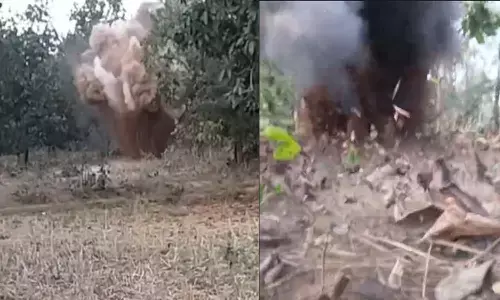 नक्सलियों की साजिश नाकाम : जवानों ने सर्चिंग के दौरान दो IED बरामद कर किया नष्ट, देखिए VEDIO...