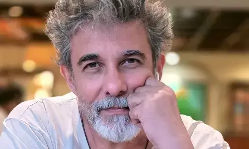 दीपक तिजोरी ने 5 लाख की ठगी करने वाले आरोपियों के खिलाफ पुलिस में शिकायत दर्ज कराई