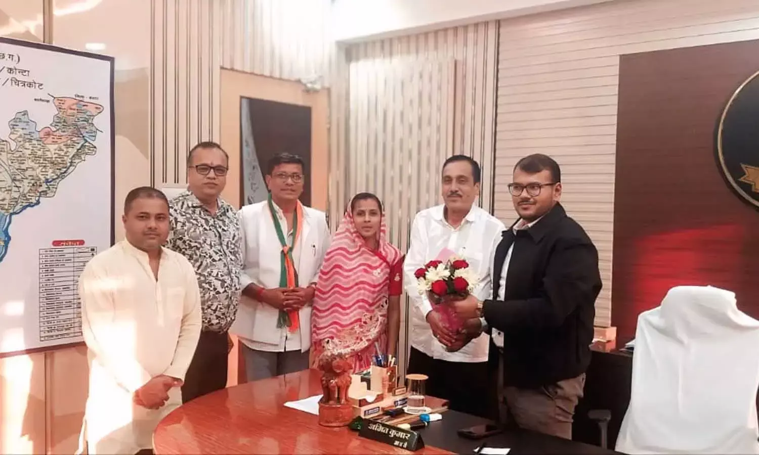 कलेक्टर से मिले भाजपाई