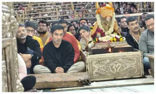 Gautam gambhir visited ujjain mahakal mandir viral video