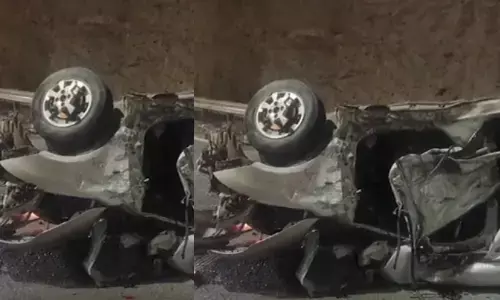 अहमदाबाद हाईवे पर कारों की आमने-सामने भिड़ंत, 4 युवकों की मौत