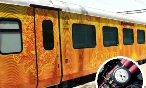 A threat has been received to blow up the Delhi-Patna Tejas Express with a bomb