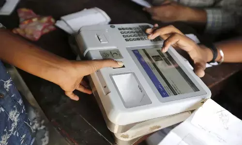 छत्तीसगढ़ में थंब इंप्रेशन बना रोड़ा : केवाईसी नहीं कराने से 40 फीसदी लोगों का राशन अटका, बड़ी संख्या में लोग परेशान