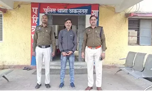 30 करोड़ की ठगी का अरोपी गिरफ्तार: शेयर मार्केट व रियल स्टेट में इनवेस्ट के नाम पर बनाता था शिकार