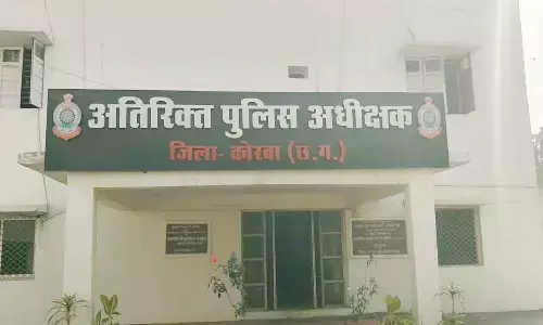 महिला से छेड़छाड़ में नप गए दरोगा जी :  गिरफ्तारी के बाद एसपी ने किया सस्पेंड