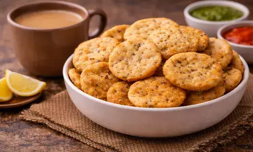 how to make masala mathri