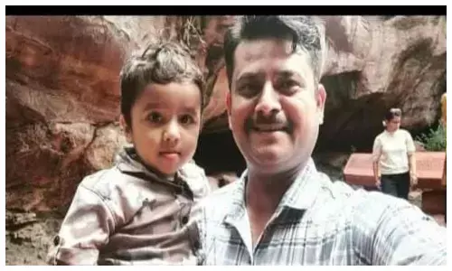 लोडिंग टेंपो ने ऑटो को मारी टक्कर, 4 साल के मासूम ने मौके पर तोड़ा दम, पत्नी गंभीर घायल