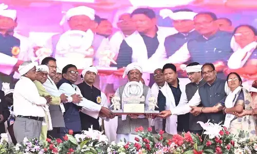 शहादत दिवस कार्यक्रम में शामिल हुए सीएम साय : बोले- छत्तीसगढ़ की धरती शहीद गैंदसिंह जैसे जनजातीय शौर्य और बलिदान की साक्षी