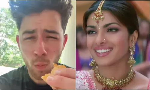 निक जोनस ने वाइफ प्रियंका चोपड़ा के वायरल हो रहे सॉन्ग साजन साजन पर रील शेयर की। निक जोनस ने वाइफ प्रियंका चोपड़ा के वायरल हो रहे सॉन्ग साजन साजन पर रील शेयर की।