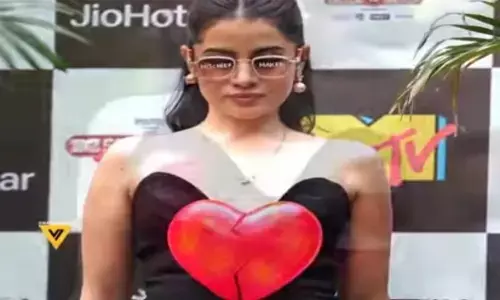 उर्फी जावेद