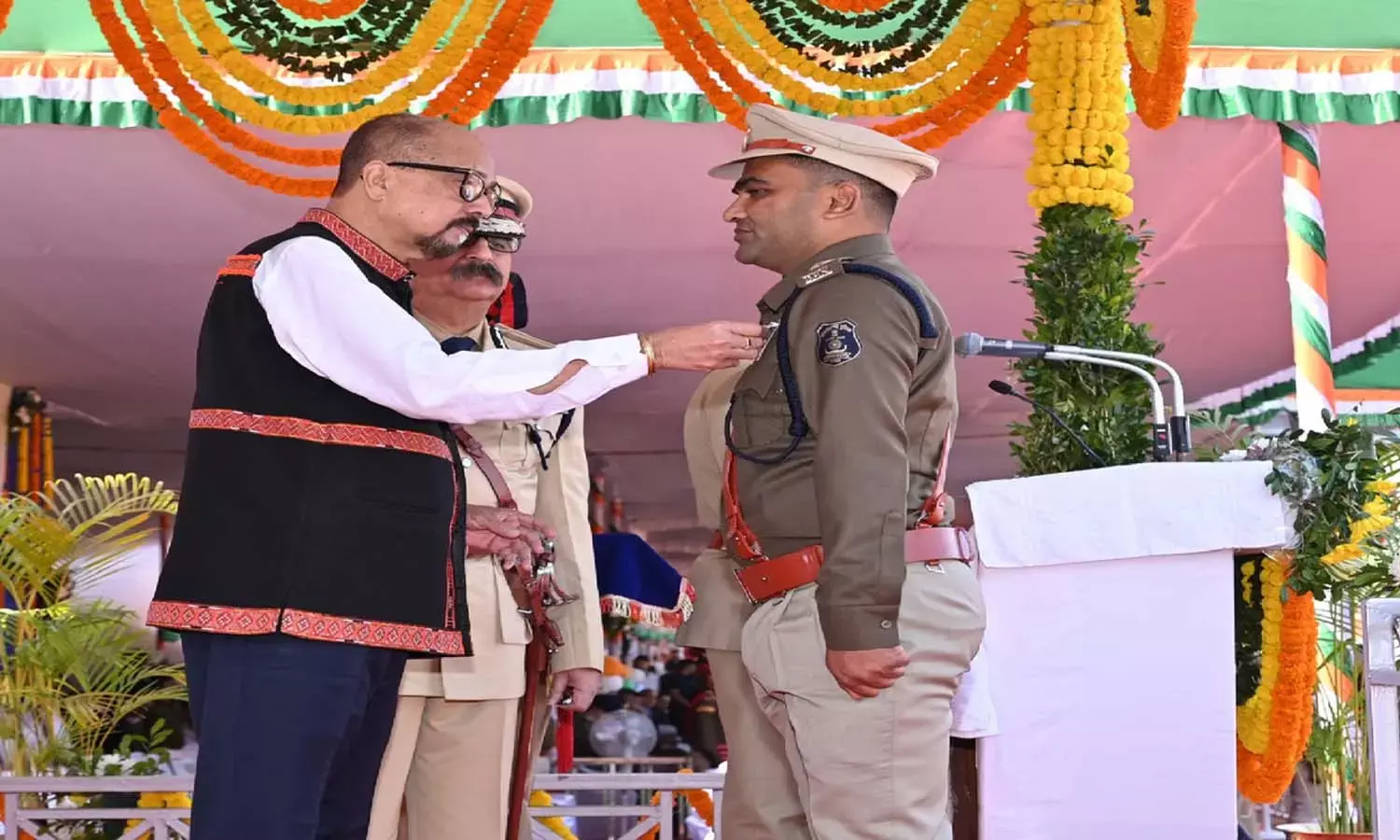 24 पुलिस अधिकारी और जवान होंगे सम्मानित : राज्यपाल रमेन डेका अलंकृत सम्मान प्रदान कर करेंगे सम्मानित, देखिए सूची...