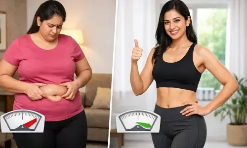 वजन कम करती हुईं महिला