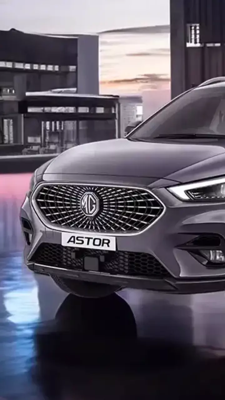 MG की इस धाकड़ कार पर मिल रही है 3 लाख रुपये की छूट, जल्दी देखें MG की इस धाकड़ कार पर मिल रही है 3 लाख रुपये की छूट, जल्दी देखें