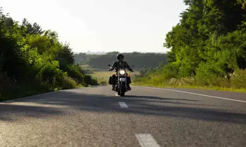 two Wheeler Safe Riding Tips avoid small-mistake details