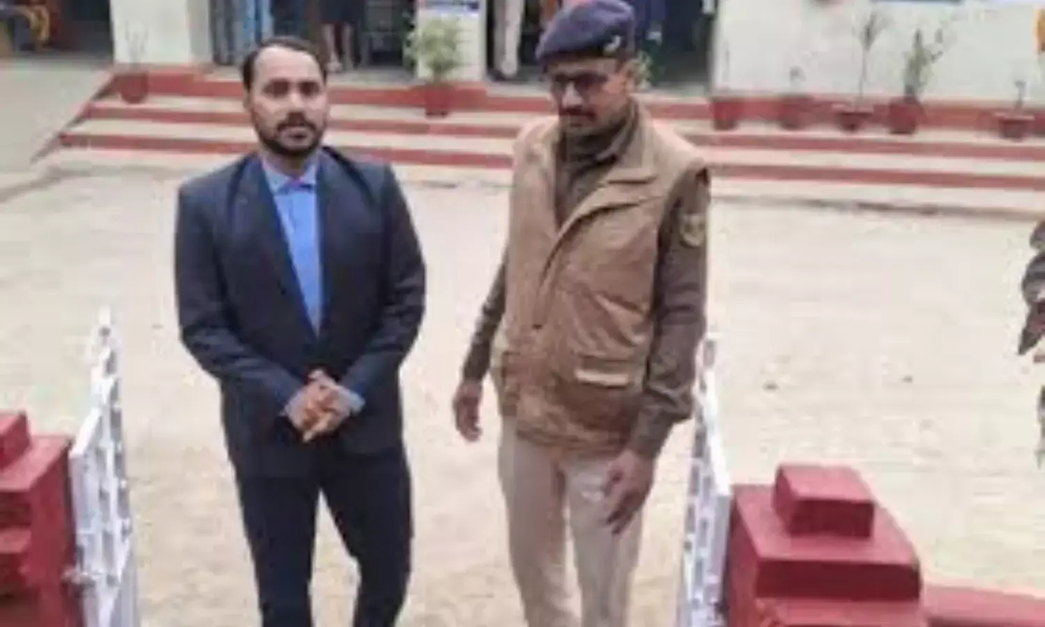 Bihar Chhapra fake officer News