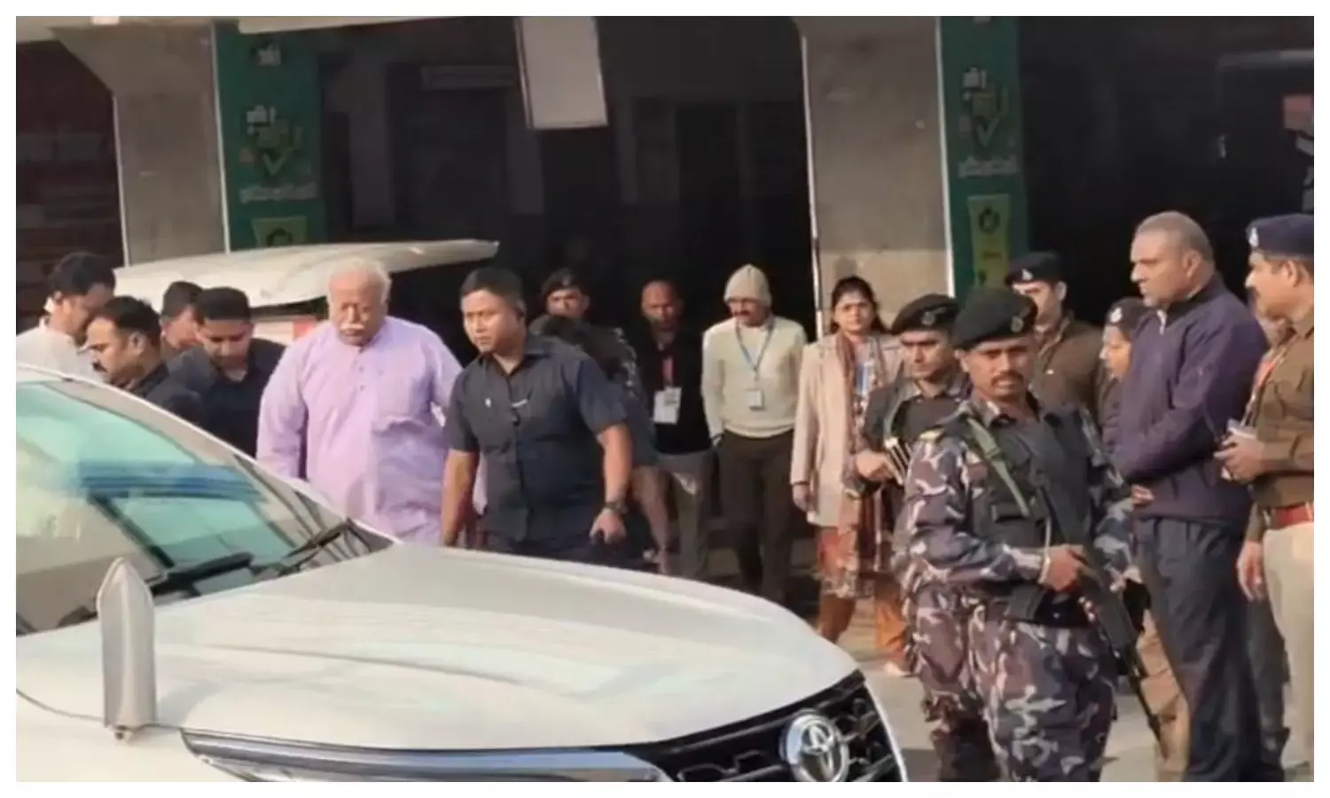 RSS प्रमुख मोहन भागवत इंदौर पहुंचे, ‘मनुष्य निर्माण से राष्ट्र निर्माण’ विषय पर देंगे उद्बोधन