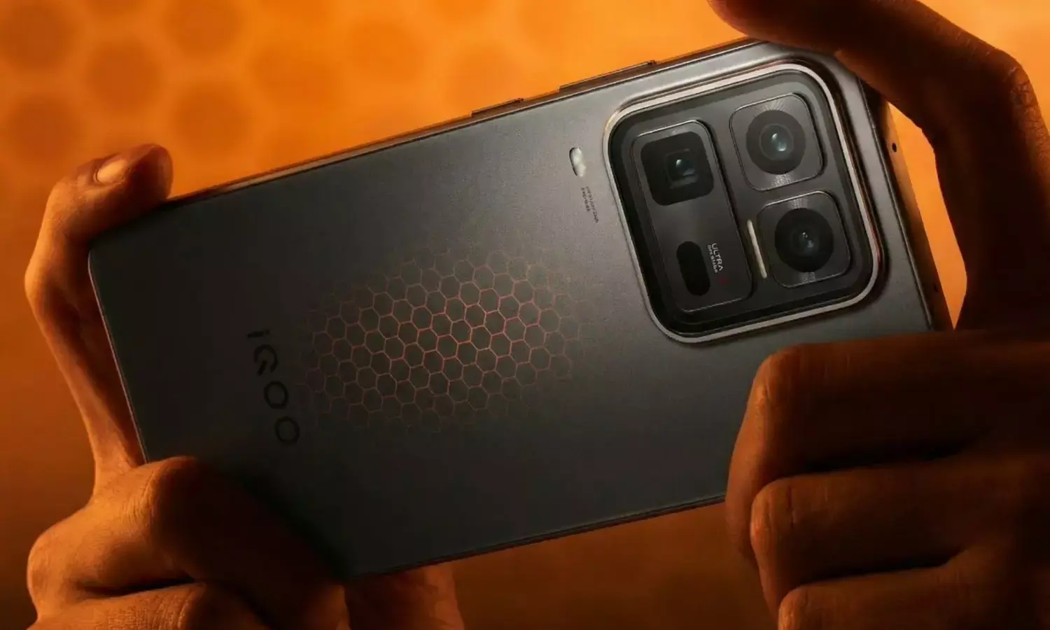 iQOO 15 Ultra Launch Price Features