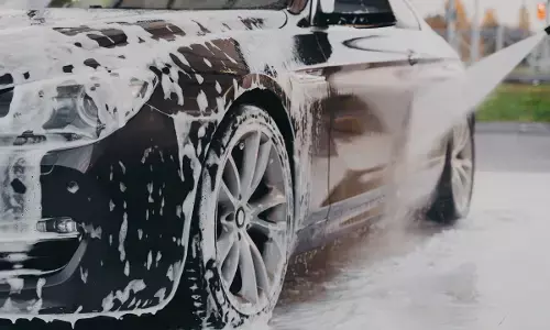 while-washing-your-car-at-home avoid these mistakes