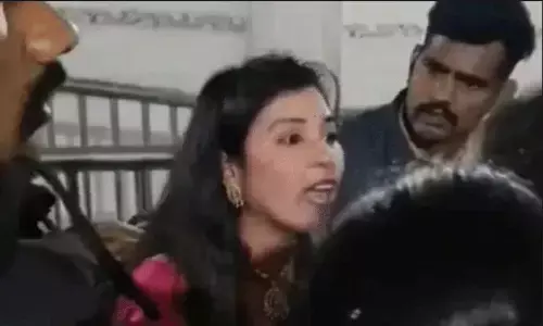 Ujjain: Woman alleges assault at Mahakal temple, raising questions about security arrangements.